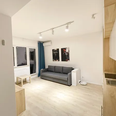 Happy Place Apartment